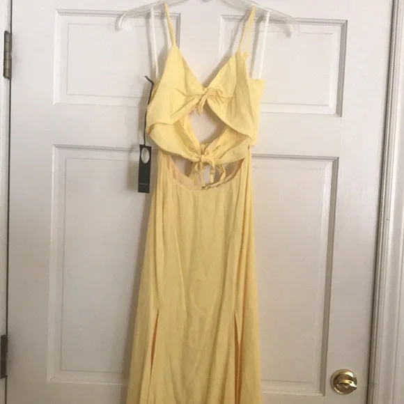 New REVOLVE PRIVACY PLEASE Levant Maxi Dress NWT - Picture 4 of 16